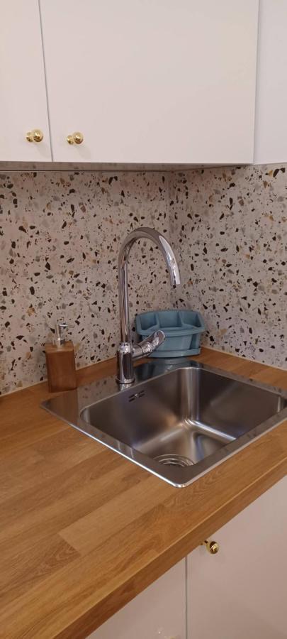 Studio Apartman Four Pearls Karlovac Extérieur photo